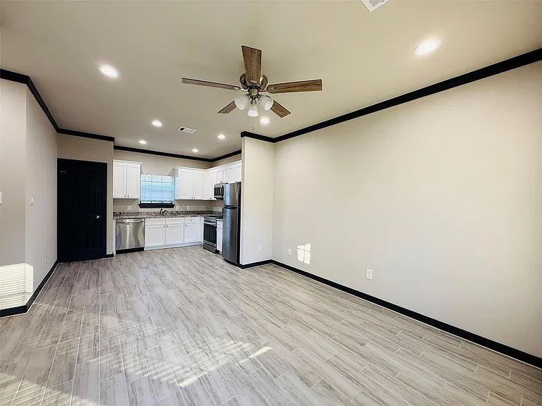 4802 Cruse Rd #1 — Photo 4