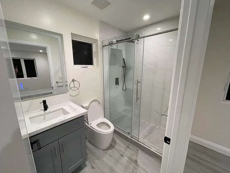 555 Sierra Madre Blvd — Photo 27