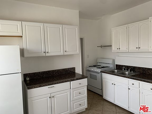 3rd image of 1755 Hauser Blvd APT 7