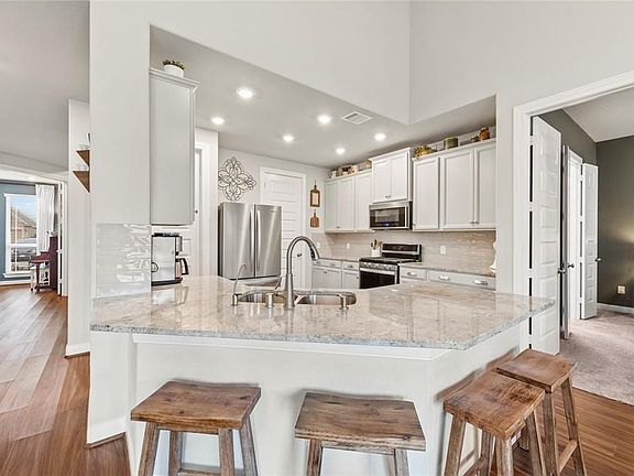 4th image of 3115 Sean Preston Ct