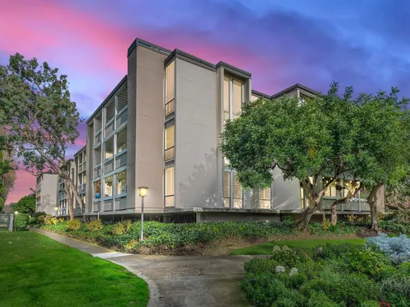 1061 Beach Park Blvd APT 210, Foster City, CA 94404