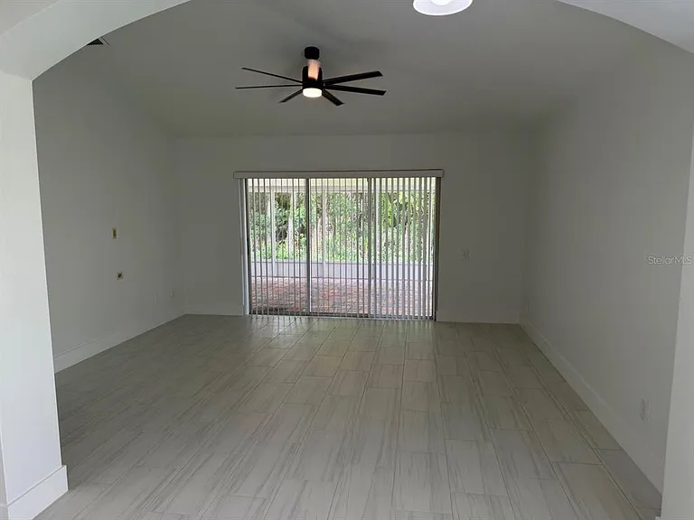 Falcon Point Dr — Photo 8