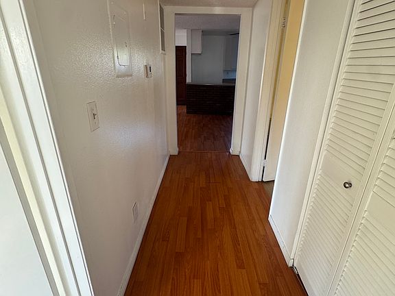 5th image of 228 W Verdugo Ave APT B