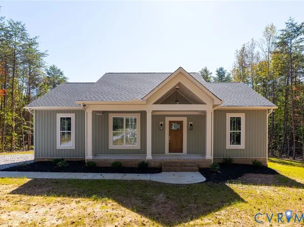 5632 Darlington Heights Rd, Farmville, VA 23901