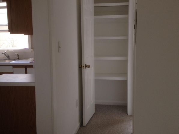 79 N Moger Ave APT 2