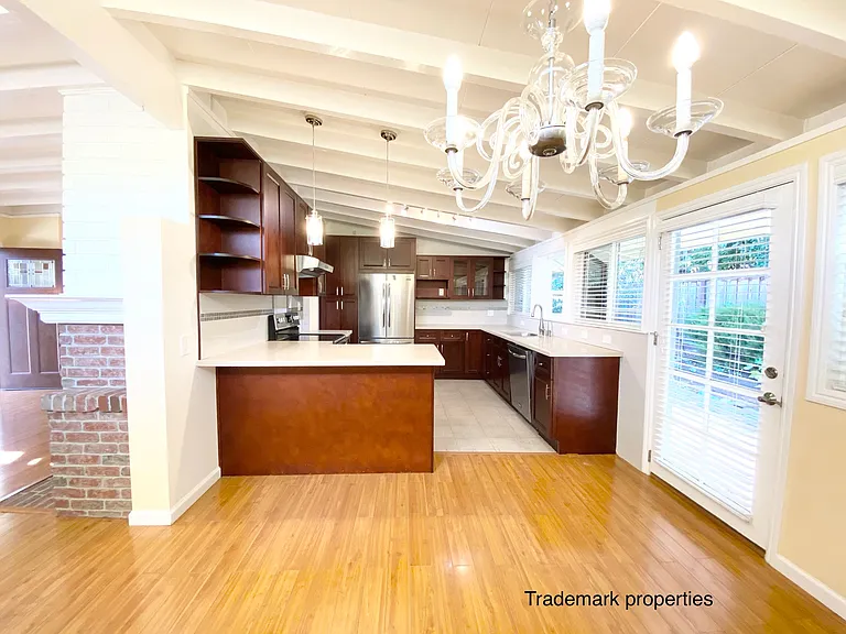 3188 Stelling Dr — Photo 6