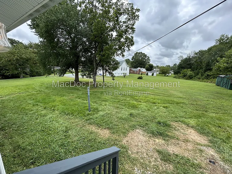 321 Union Ave — Photo 18