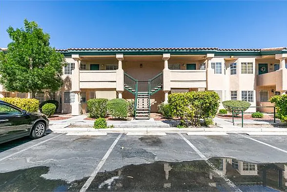 2 bed, $1,480 — Photo 3