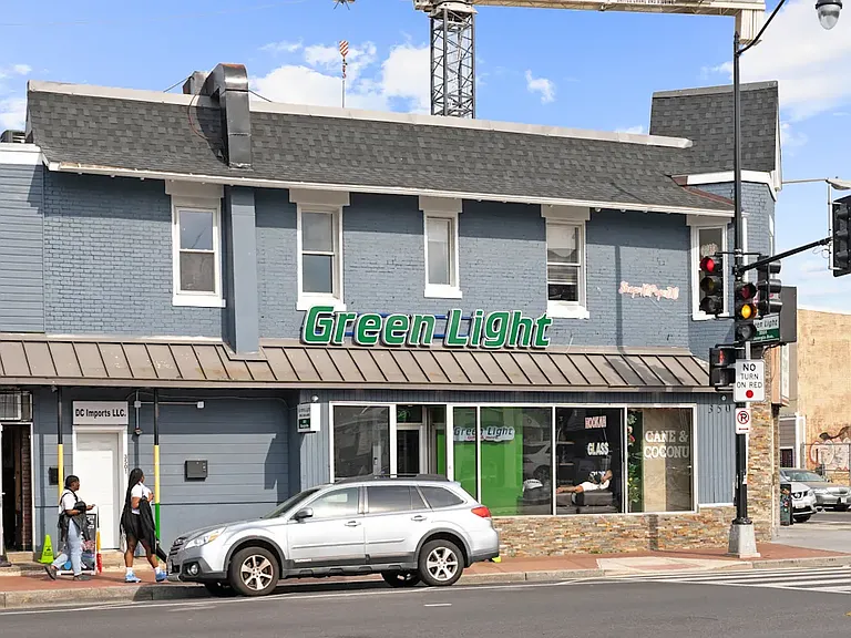 The Views at Georgia — Photo 48