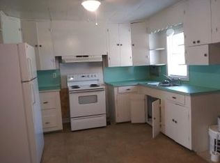 824 E Doddridge Ave, Kingsville, TX 78363