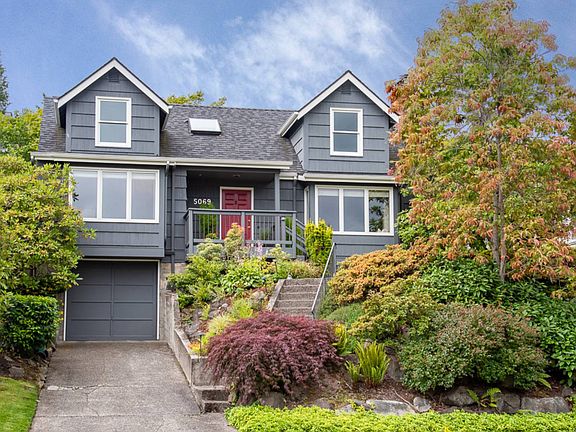 2nd image of 5069 Harold Pl NE