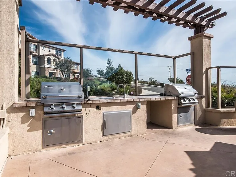 Community grills