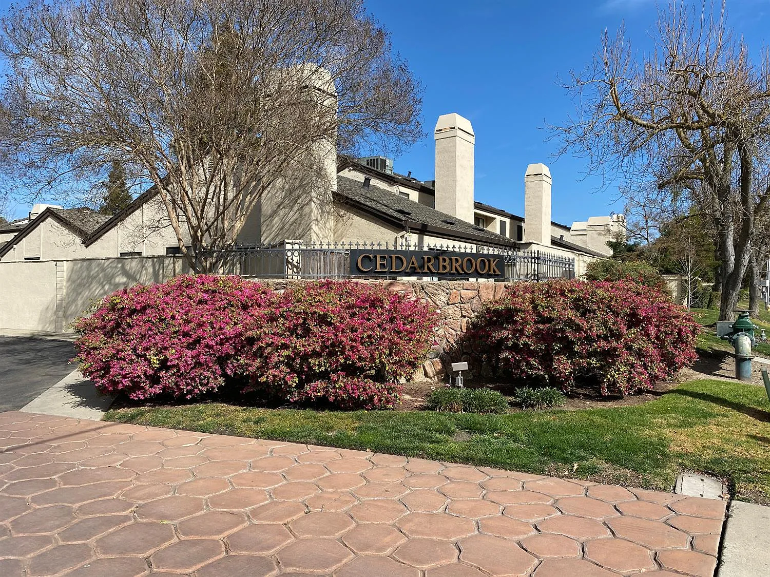 1129 Cedar Creek Dr Unit 3 photo 1