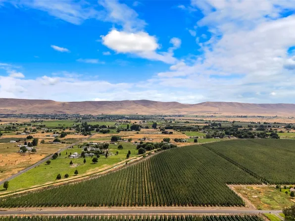 1 Apricot, Grandview, WA 98930