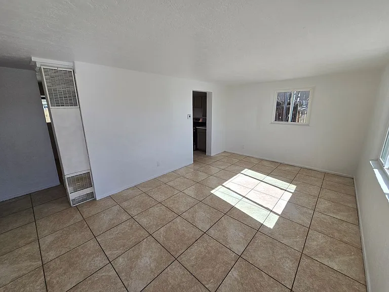 4811 Comanche Rd NE — Photo 33