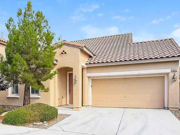 4th image of 9832 Lake Austin Ct