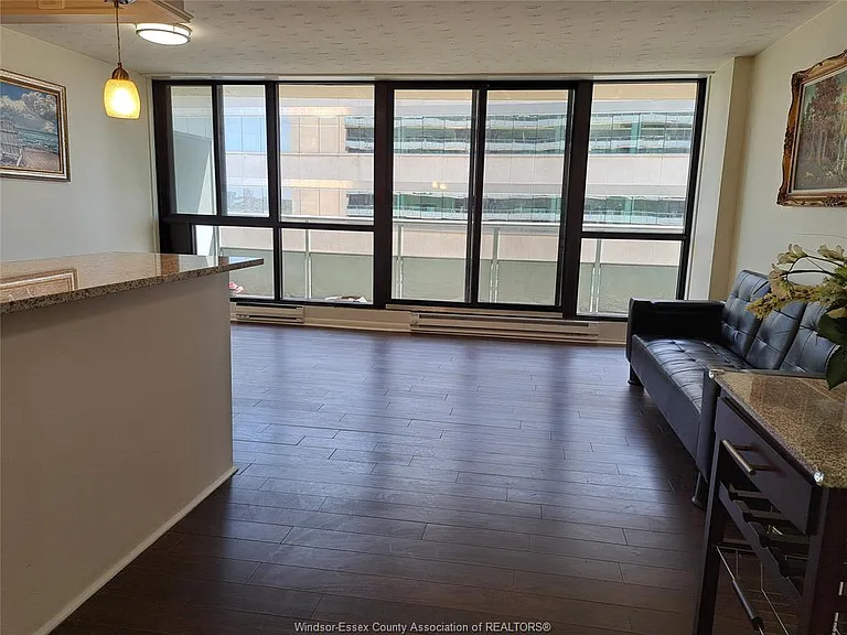 111 Riverside Dr E #808 — Photo 5