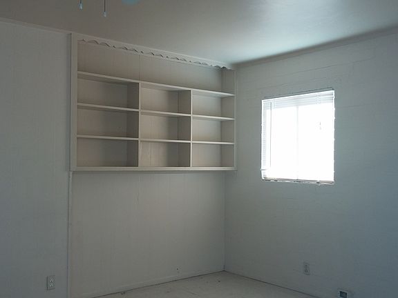 3rd image of 5752 S Morris Blvd