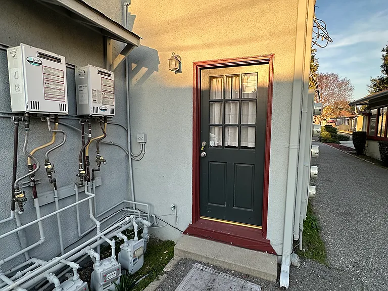 513 S 15th St — Photo 13