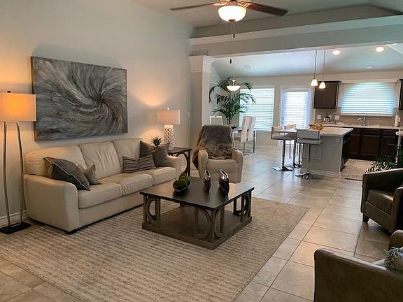 3rd image of 6757 Mikayla St