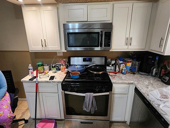 5th image of 840 Naomi Ave