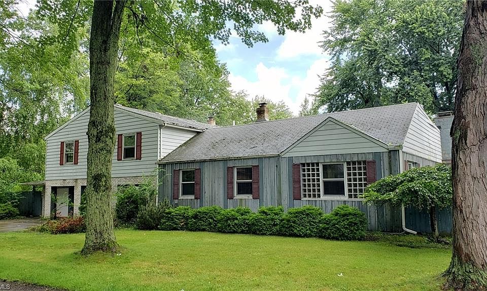 1st image of 35405 Dewey Dr