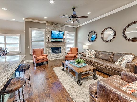 5th image of 5001 Arbuckle Dr