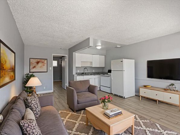 247 W Chicago Ave APT 5