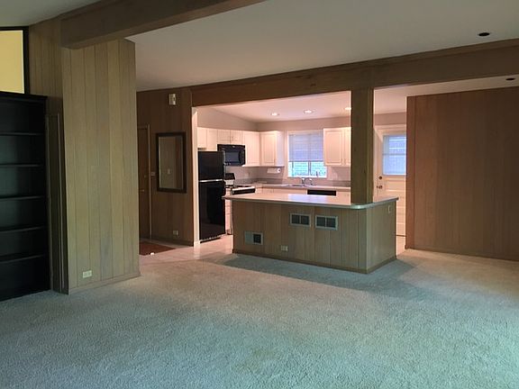 4th image of 478 Pleasant Ave