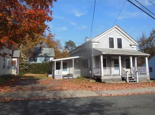 6 Main St, Chester, MA 01011