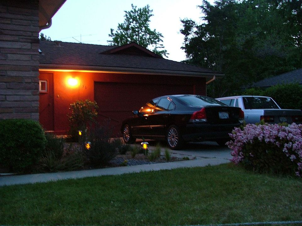 front yard, garage