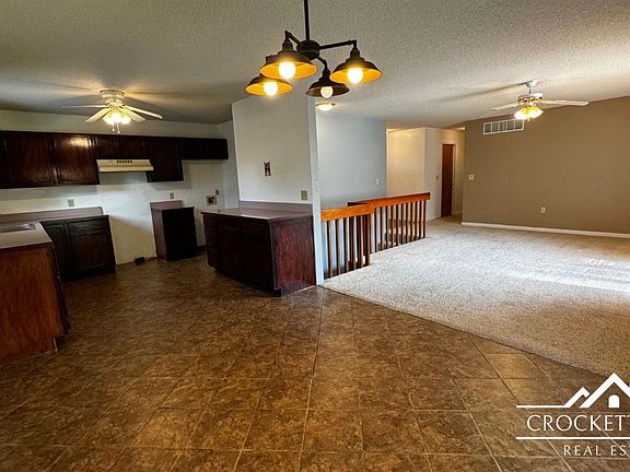 5th image of 2701 Brandon Ln