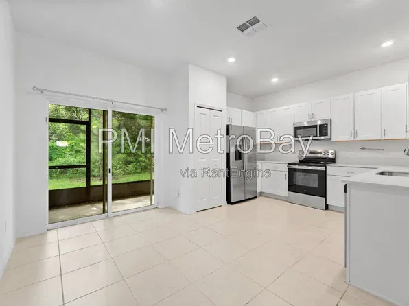 5137 Benjamin Eric St, Zephyrhills, FL 33541