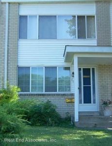 744 Mohawk St, Allentown, PA, 18103
