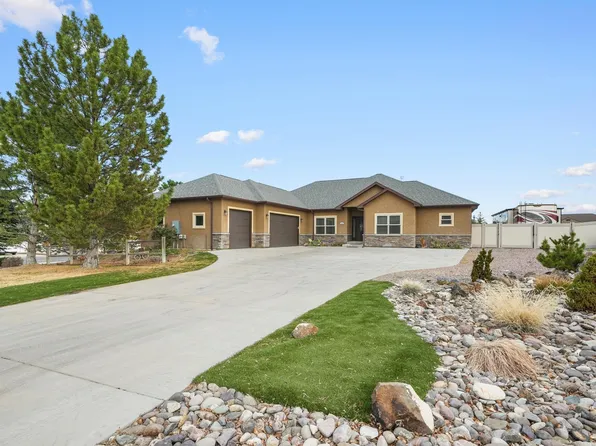 2042 Constitution Loop, Montrose, CO 81401