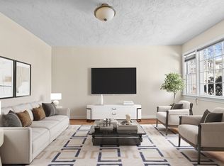 9 Henry St #9, Belmont, MA 02478