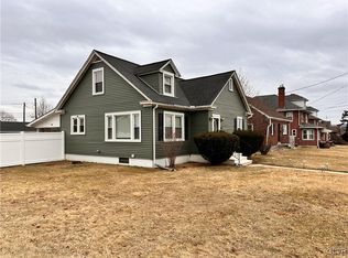 1035 3rd St, Whitehall, PA 18052