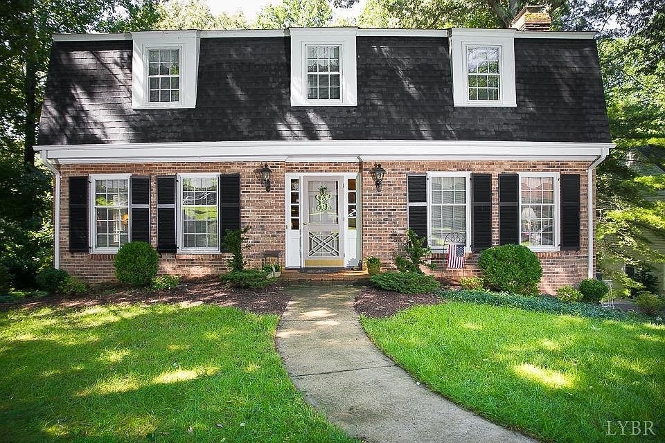 1st image of 3605 Surrey Ln