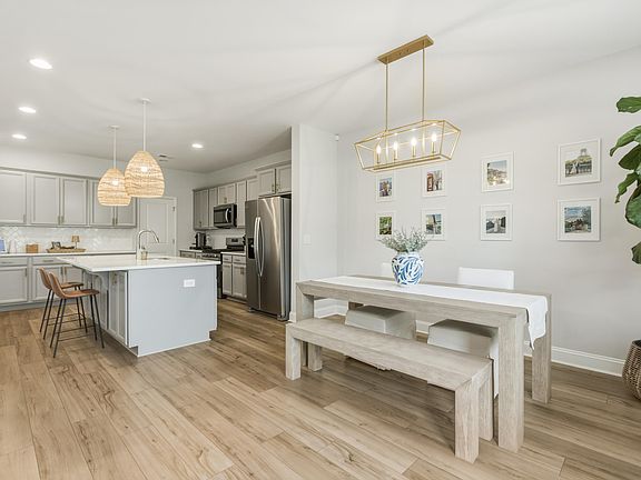 4th image of 3729 Apiary Ln