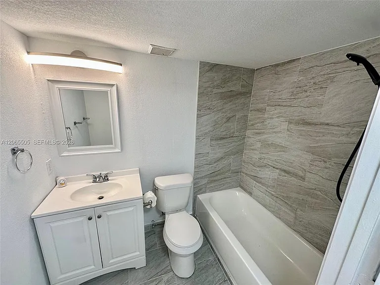 3630 N 56th Ave #310 — Photo 12