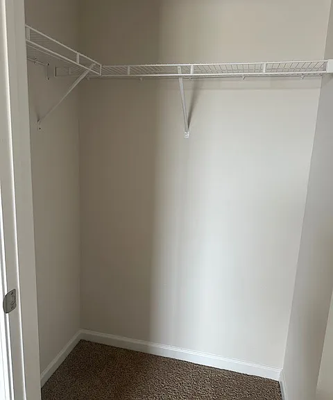 103 Gregory Ct — Photo 10