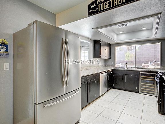 3rd image of 660 Otono Dr