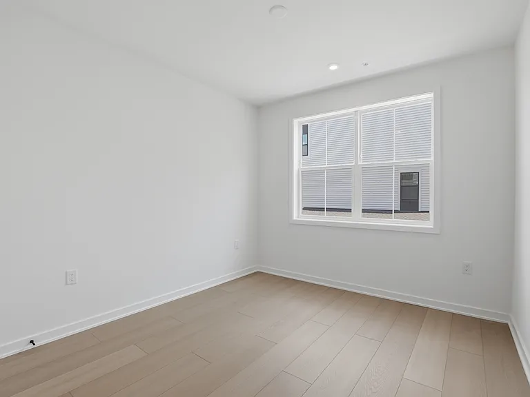 4759 Sully Point Ln — Photo 20