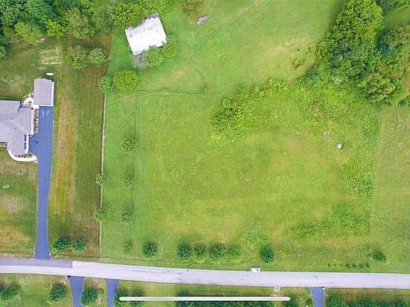 2nd image of 175 Fordes Crossing Dr