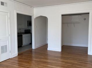 7184 Manchester Rd #204, Saint Louis, MO 63143