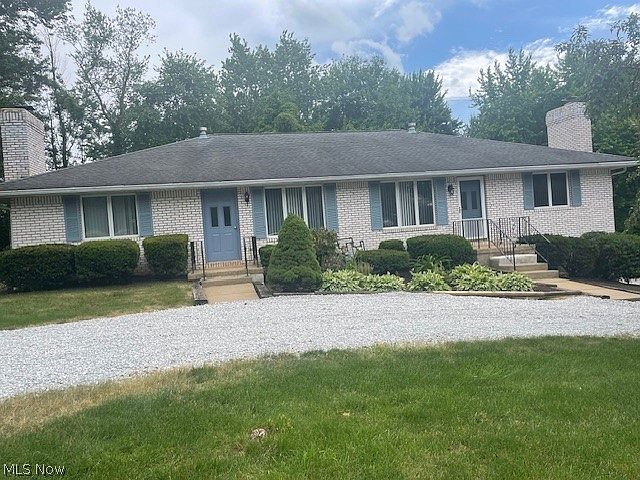 1st image of 6218 Island Dr NW