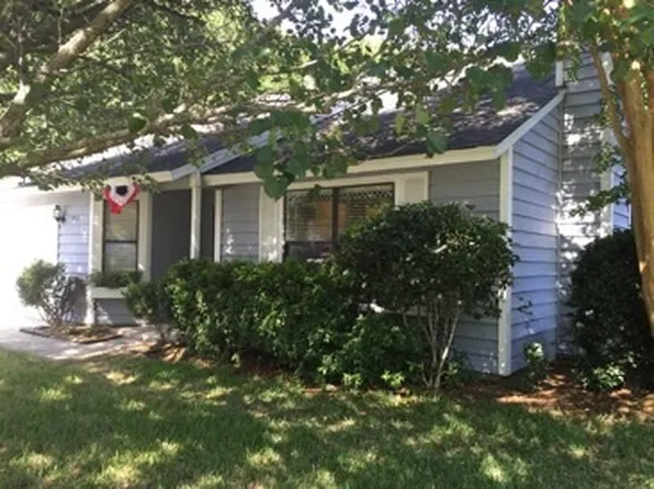 1052 Oakcrest Dr, Charleston, SC 29412