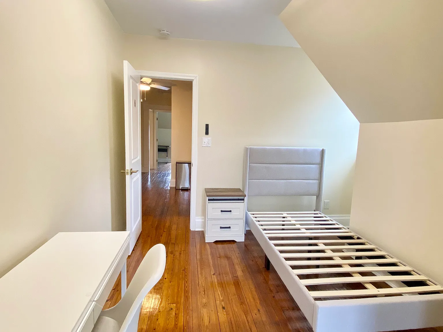 1372 Neil Ave — Photo 4