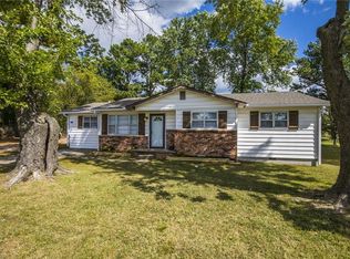 3455 Butterfield Coach Rd, Springdale, AR 72764