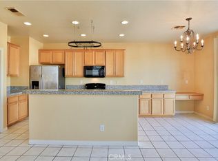 26234 Red Fox Rd, Menifee, CA 92584